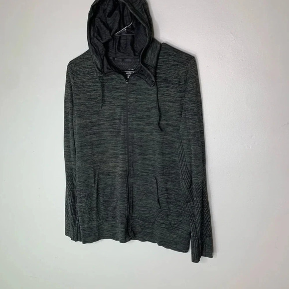 Nike Dri Fit hooded top size large - Picture 3 of 6
